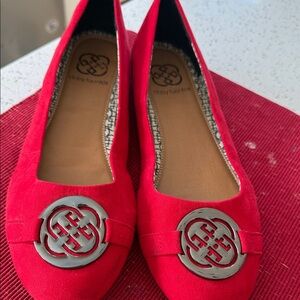 Daisy Fuentes Vibrant Red Flats with Silver Accent